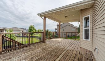 3408 Red Fox Rd, Ames, IA 50014