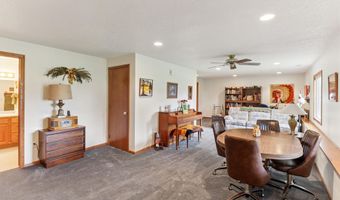 1106 Cassidy Curv, Adel, IA 50003