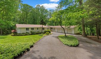 17810 POND Rd, Ashton, MD 20861