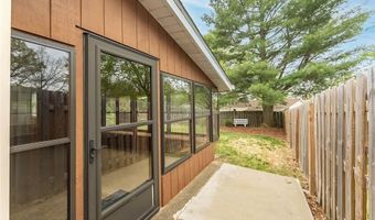 716 Reinke Rd, Ballwin, MO 63021