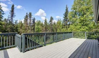10010 Lone Tree Dr, Anchorage, AK 99507