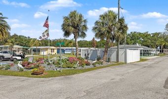 58 Leisure Dr, Auburndale, FL 33823