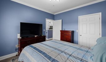 4850 EISENHOWER Ave 418, Alexandria, VA 22304