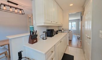 9 ELNA Ct, Bayonne, NJ 07002