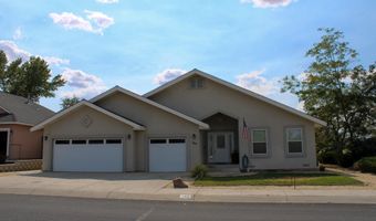 763 Divot Dr, Fernley, NV 89408