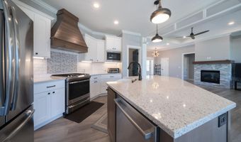 1604 N Shadow Rock Dr, Andover, KS 67002
