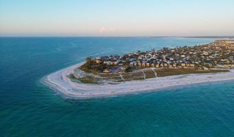 704 GLADIOLUS St, Anna Maria, FL 34216