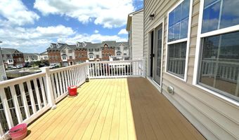 25795 CLAIRMONT MANOR Sq, Aldie, VA 20105