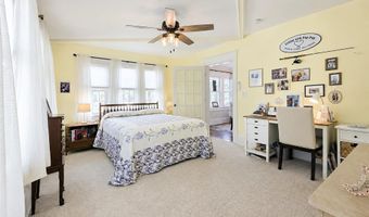 9 Ocean Ave, Amityville, NY 11701