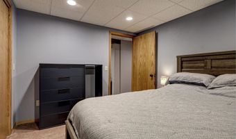 1002 S COVENANT Ln, Appleton, WI 54915