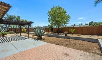 1561 Oak Hill Dr, Escondido, CA 92027
