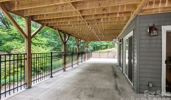 153 Skyview Cir, Asheville, NC 28804