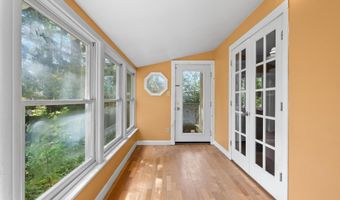 2 Norwood St, Albany, NY 12203