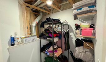 1008 S 10th Ave, Britton, SD 57430