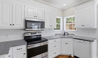 346 Woodlands Dr, Brandon, MS 39047
