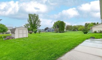 1336 W 59TH St, Davenport, IA 52806