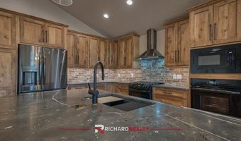 2308 Songbird Ct 18, Cody, WY 82414
