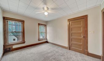 823 N 11th St, Beatrice, NE 68310