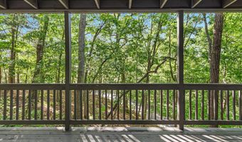 139 LAURA Ct, Basye, VA 22810