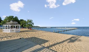 3273 ARUNDEL ON THE BAY Rd, Annapolis, MD 21403
