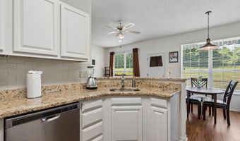 170 Sylvan Lake Blvd, Bayville, NJ 08721