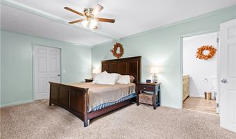 6170 Oberlin Rd, Amherst, OH 44001