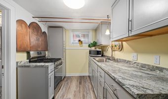 720 E 16TH St, Cheyenne, WY 82001