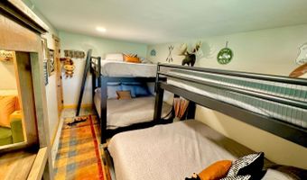 800 DELL Crk, Alpine, WY 83128