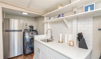 126 PRINCE GEORGE St 4, Annapolis, MD 21401