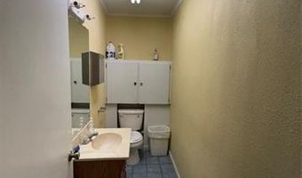 139 SE Cholwell Ave, Bartlesville, OK 74006