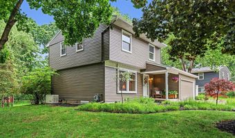 6609 Rix St SE, Ada, MI 49301