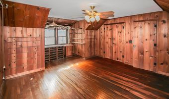279 Candlewood Lake Rd, Brookfield, CT 06804