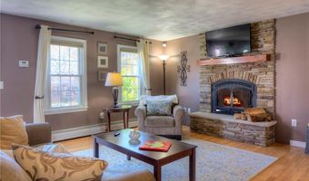 13 Cedar Dr, Bristol, RI 02809