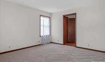 1541 Literberry Triopia Rd, Arenzville, IL 62611