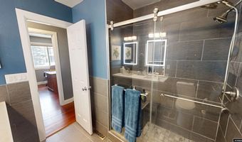 2303 W 39th St, Casper, WY 82604
