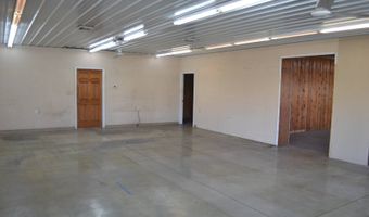 295 E. Walnut St, Albion, IL 62806