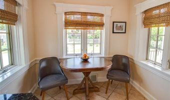 1210 McKinley Blvd, Alton, IL 62002