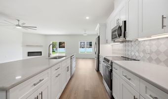 823 Mulligan Dr, Ayden, NC 28513