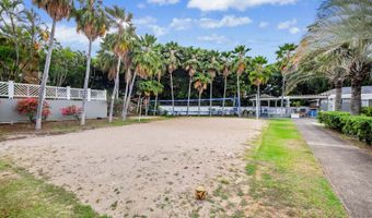 594 Mananai Pl 21T, Honolulu, HI 96818
