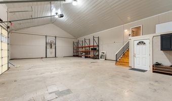 100 Plantation Ln, Batesville, AR 72501