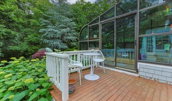 88 Acre Hill Rd, Barnstable, MA 02630