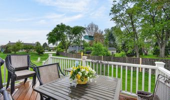 777 W Fairway Dr, Addison, IL 60101