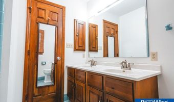 2105 N St St, Aurora, NE 68818
