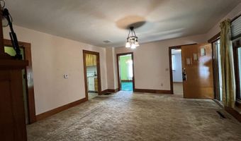 502 W Main St, Agency, IA 52530