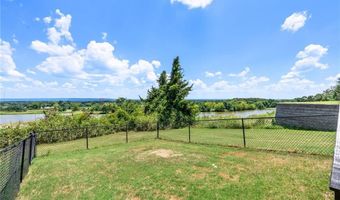 3911 Golf Course Dr, Alma, AR 72921