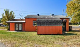 802 Fort St, Barling, AR 72916