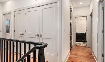 7277 Schoolhouse Dr SE 6, Ada, MI 49301