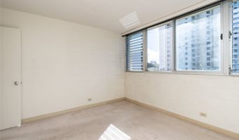 5122 Likini St 312, Honolulu, HI 96818