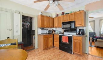 64 Chestnut Ave, Cranston, RI 02920
