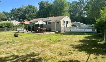 17 Rondeau Rd, Bellingham, MA 02019